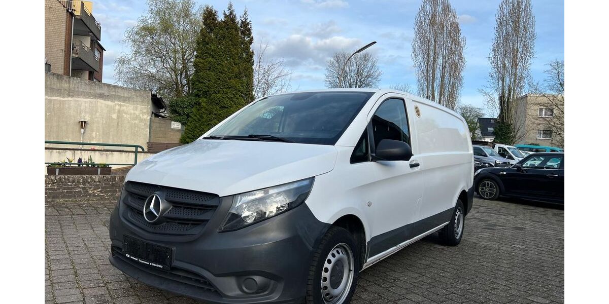 Mercedes-Benz Vito 288.061 km 9.490 &euro; Düsseldorf 40597