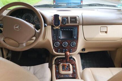 Mercedes-Benz ML 350 255.000 km 3.200 &euro; Solingen 42651