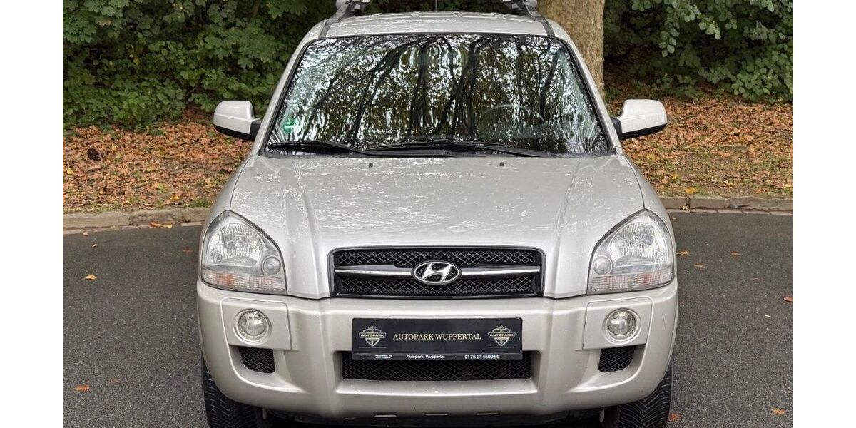 Hyundai TUCSON 184.000 km 4.999 &euro; Wuppertal 42283