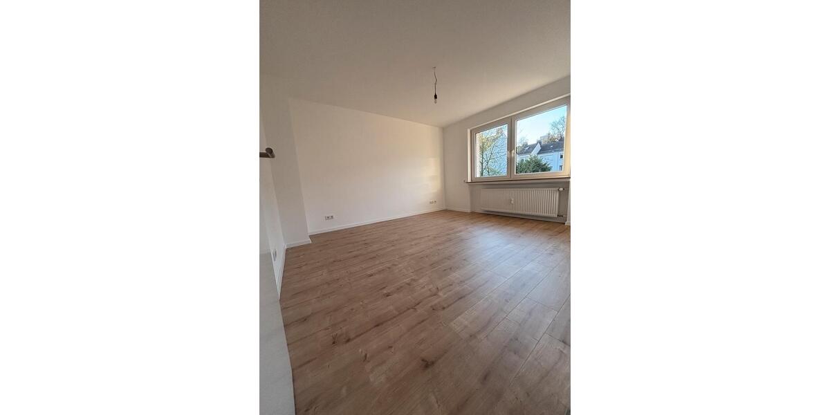 Etagenwohnung Wuppertal Gemarkung Elberfeld - 3 Zimmer, 68 m&sup2;, 749&euro; | Angebot:25397391