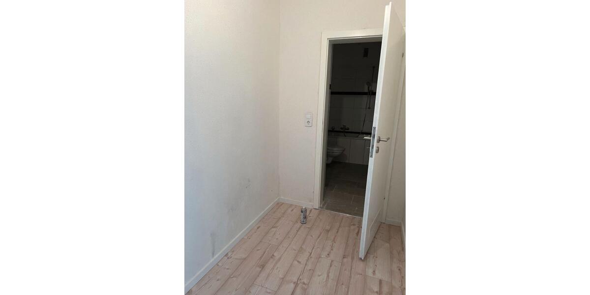 Dachgeschoßwohnung Bochum Bochum-Mitte - 2 Zimmer, 45 m&sup2;, 420&euro; | Angebot:25642605