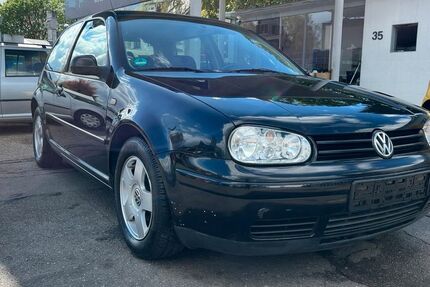 VW Golf 87.245 km 2.150 &euro; Wuppertal 42279