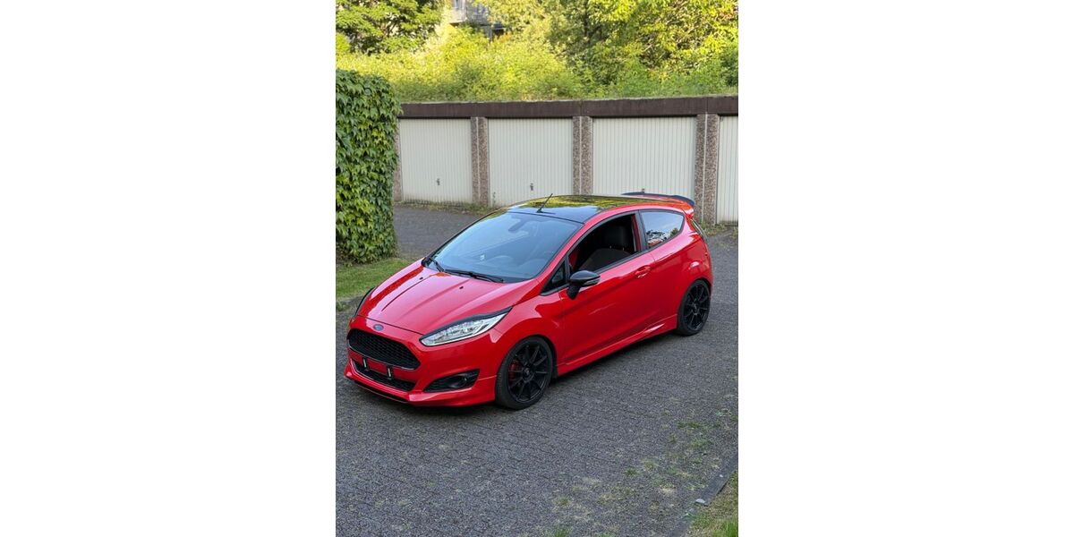 Ford Fiesta 130.000 km 7.400 &euro; Solingen 42699
