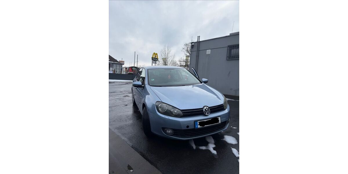 VW Golf 158.000 km 4.400 &euro; Essen 45326