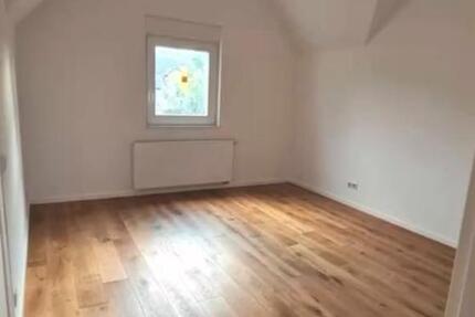 Wohnung Solingen Aufderhöhe - 2 Zimmer, 55 m&sup2;, 1.110&euro; | Angebot:26560447