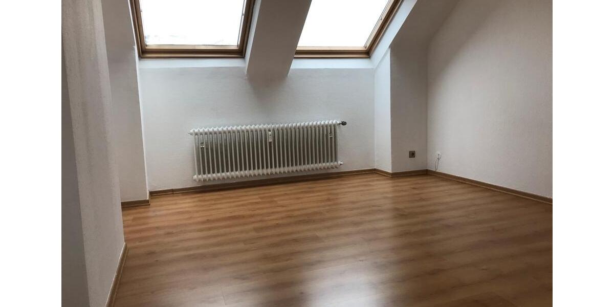 Dachgeschoßwohnung Wuppertal Brill - 2 Zimmer, 45 m&sup2;, 99.000&euro; | Angebot:26033193