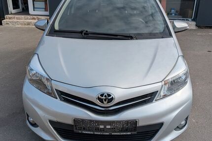 Toyota Yaris 123.050 km 4.850 &euro; Wermelskirchen 42929
