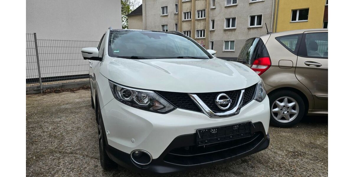 Nissan Qashqai 78.000 km 12.600 &euro; Essen 45144