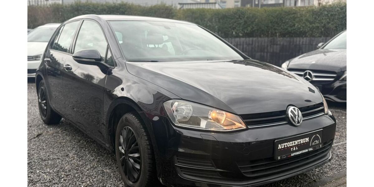 VW Golf 102.000 km 9.497 &euro; Wuppertal 42289