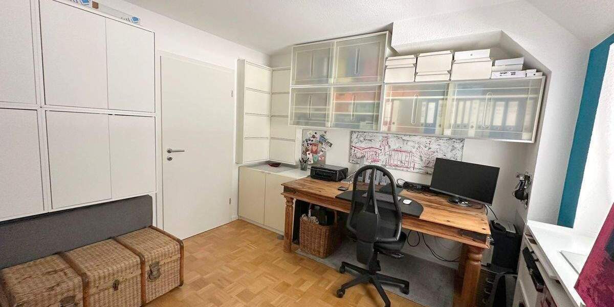 Etagenwohnung Bochum Linden - 4 Zimmer, 120 m&sup2;, 348.000&euro; | Angebot:25836821