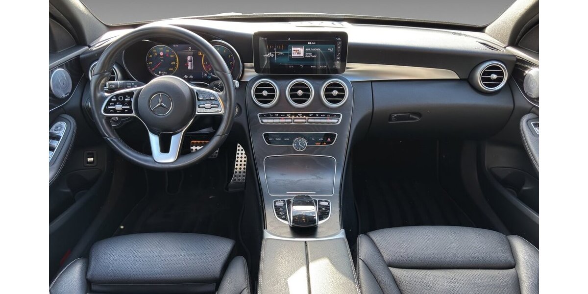 Mercedes-Benz C 400 T 4M AMG Pano Burm StdHz. HuD AHK Leder 138.921 km 25.500 &euro; Wuppertal 42327