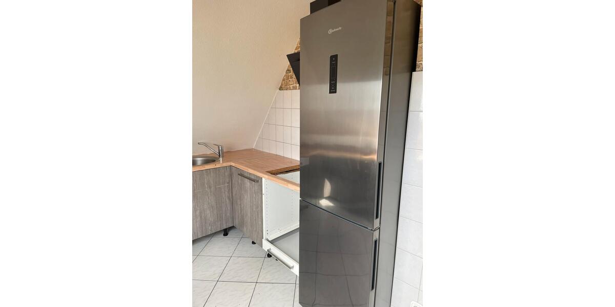 Dachgeschoßwohnung Bochum Bochum-Südwest - 4 Zimmer, 70 m&sup2;, 750&euro; | Angebot:25999469