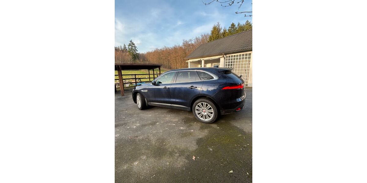 Jaguar F-Pace 82.000 km 17.450 &euro; Witten 58453