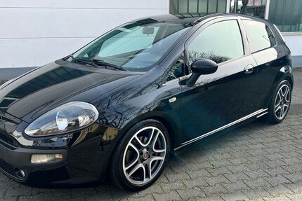 Fiat Punto Evo 166.535 km 5.400 &euro; Odenthal 51519