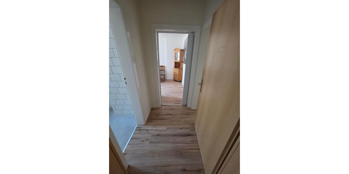 Etagenwohnung Essen Stadtbezirk III - 1 Zimmer, 35 m&sup2;, 500&euro; | Angebot:26626188