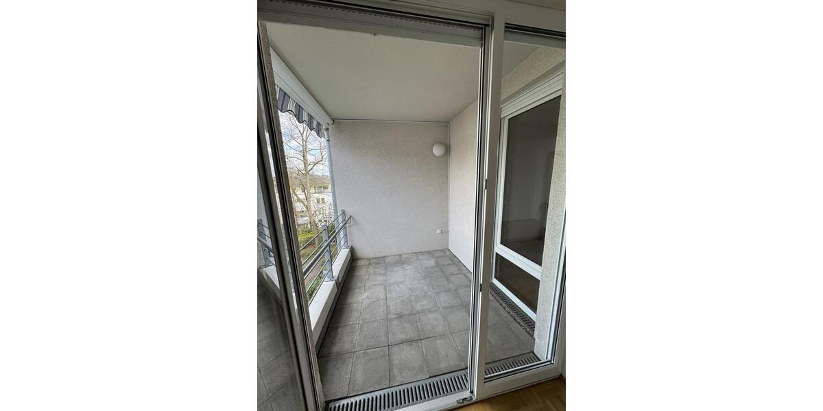 Etagenwohnung Solingen Höhscheid - 2 Zimmer, 47 m&sup2;, 670&euro; | Angebot:25545174