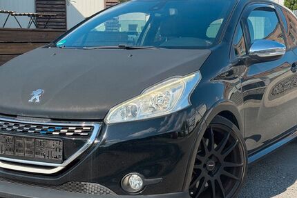 Peugeot 208 134.316 km 4.000 &euro; Gelsenkirchen 45884