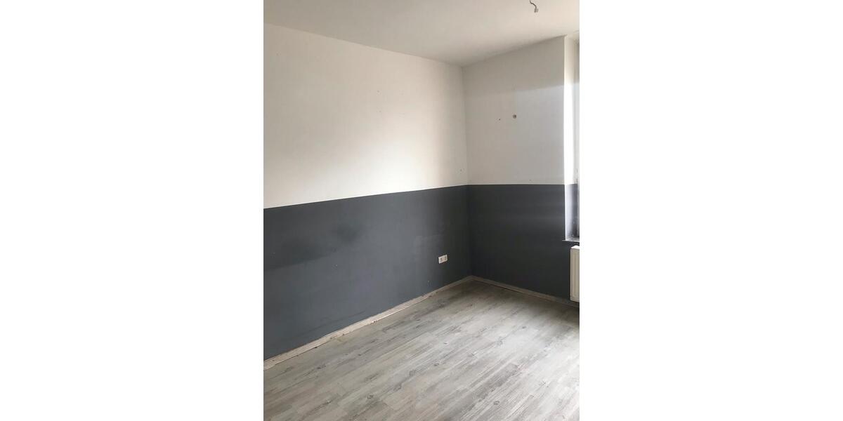Etagenwohnung Bochum Bochum-Mitte - 4.5 Zimmer, 110 m&sup2;, 1.100&euro; | Angebot:25602107