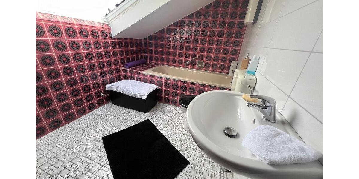 Erdgeschoßwohnung Bochum Bochum-Südwest - 3 Zimmer, 76 m&sup2;, 298.000&euro; | Angebot:25906925