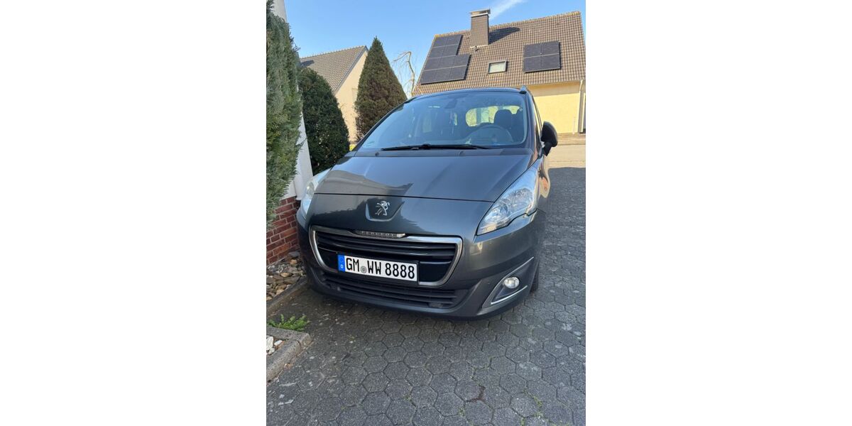 Peugeot 5008 258.000 km 4.700 &euro; Hückeswagen 42499