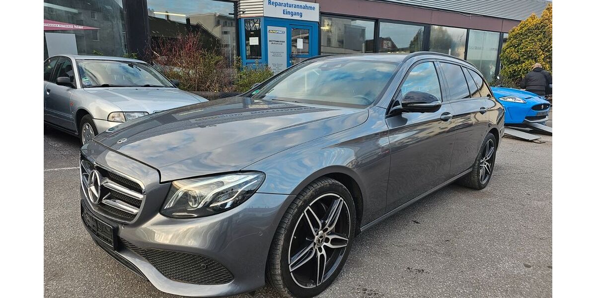 Mercedes-Benz E 350 141.000 km 24.900 &euro; Gelsenkirchen 45884