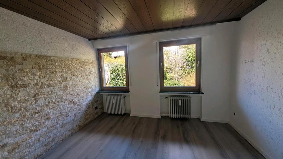 Etagenwohnung Ennepetal - 3 Zimmer, 70 m&sup2;, 600&euro; | Angebot:26032940