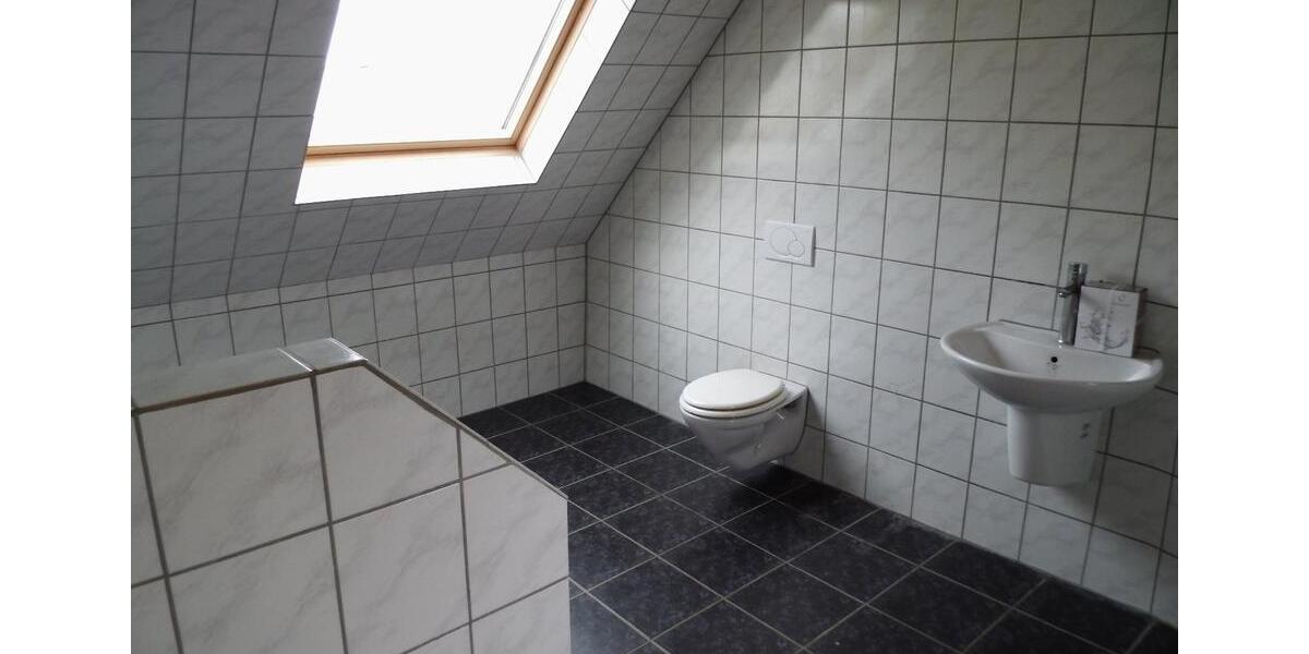 Maisonettenwohnung Gelsenkirchen Ückendorf - 3.5 Zimmer, 95 m&sup2;, 618&euro; | Angebot:24381270