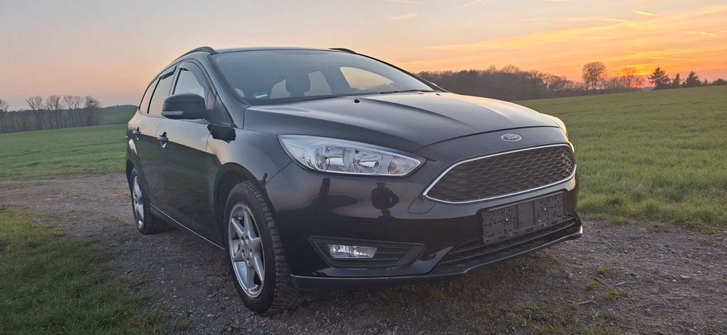 Ford Focus 95.123 km 4.600 &euro; Mettmann 40822
