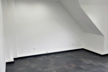 Wohnung Velbert Velbert-Mitte - 2 Zimmer, 95 m&sup2;, 850&euro; | Angebot:26566401