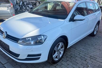 VW Golf 117.000 km 9.990 &euro; Essen 45143