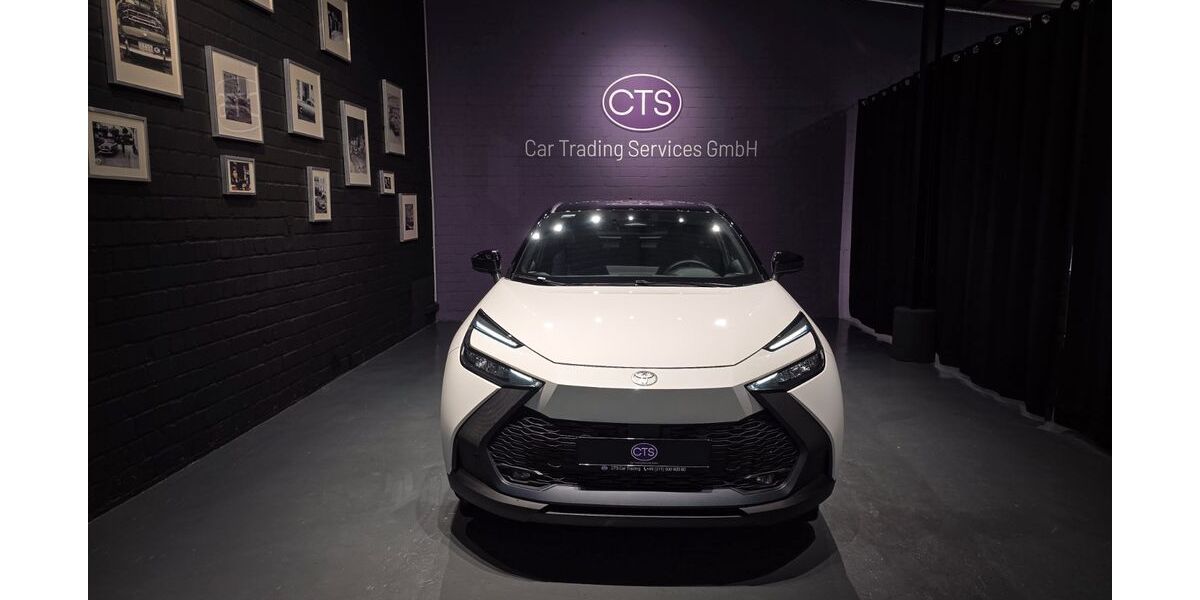 Toyota C-HR 5.530 km 31.500 &euro; Düsseldorf 40476