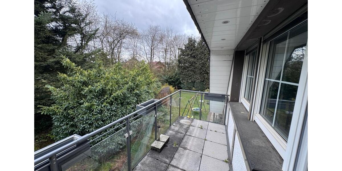 Dachgeschoßwohnung Wuppertal Cronenberg - 2 Zimmer, 70 m&sup2;, 700&euro; | Angebot:26033829