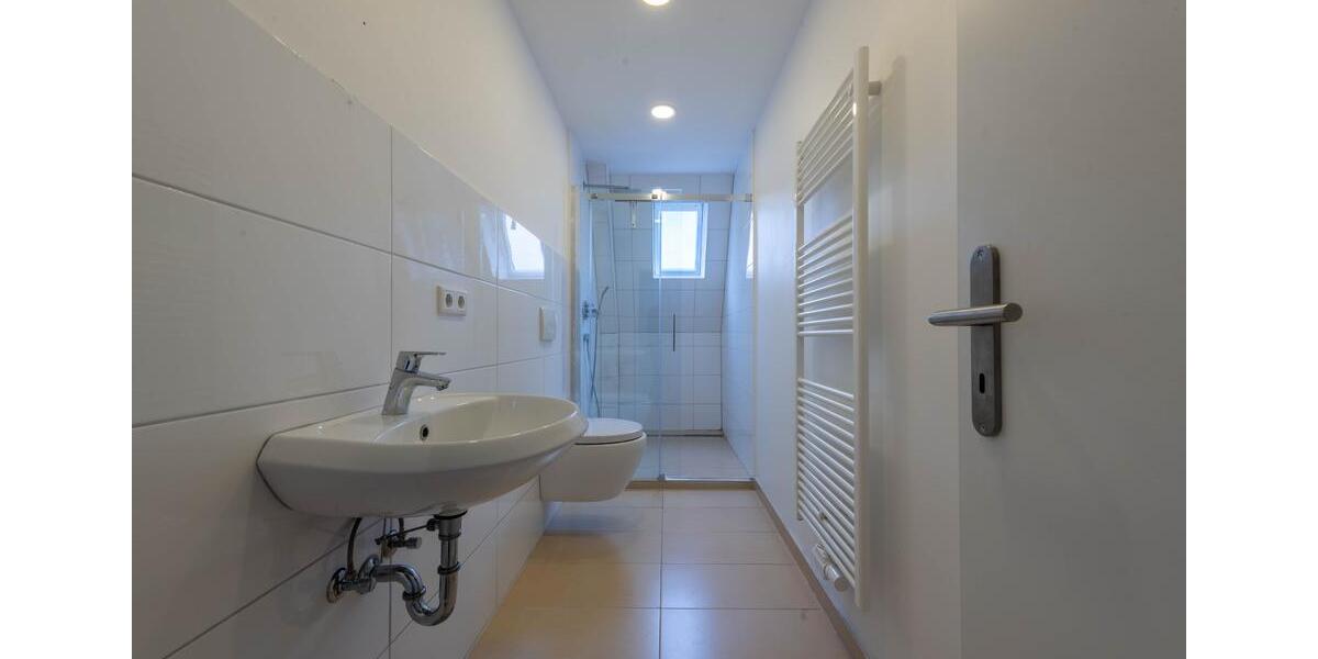 Dachgeschoßwohnung Essen Frillendorf - 2.5 Zimmer, 62 m&sup2;, 650&euro; | Angebot:26619381