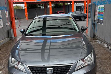 Seat Leon 63.000 km 12.990 &euro; Essen 45134