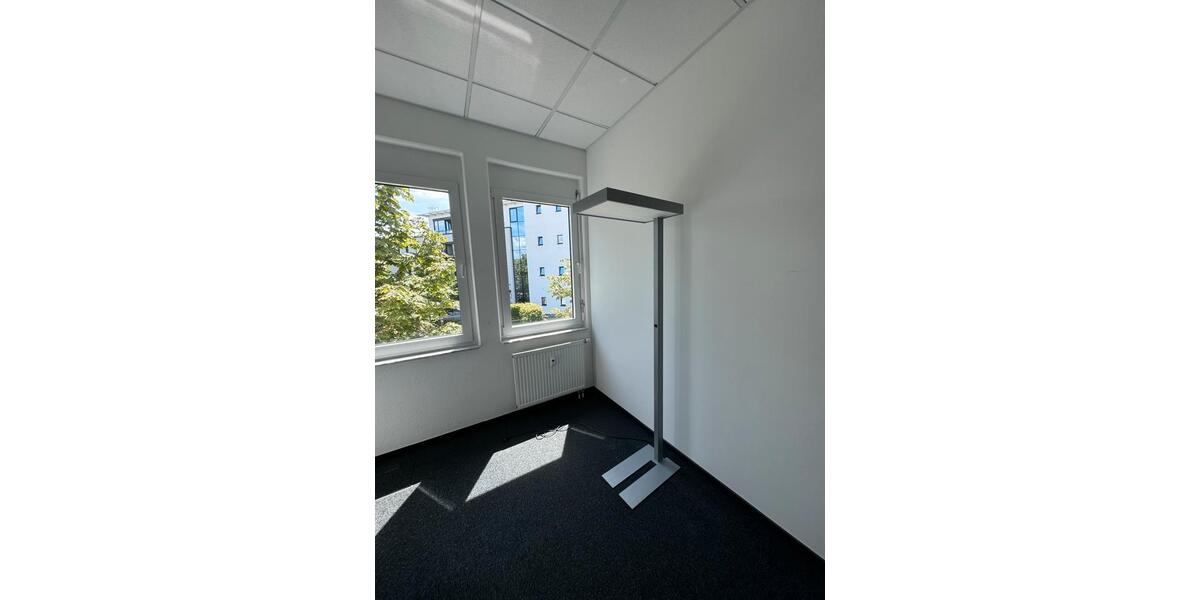 Gewerbeobjekt Langenfeld (Rheinland) - 11&euro; | Angebot:24763357