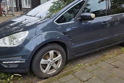 Ford S-Max 202.000 km 4.999 &euro; Langenfeld 40764