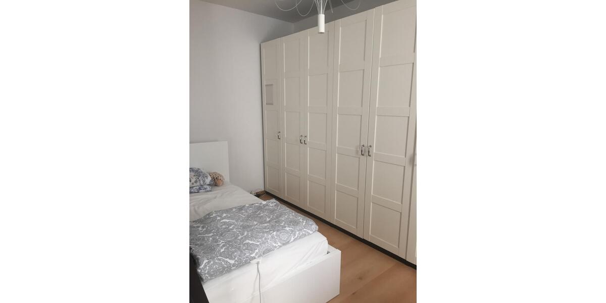 Etagenwohnung Düsseldorf Stadtbezirk 8 - 2 Zimmer, 48 m&sup2;, 1.200&euro; | Angebot:25935337