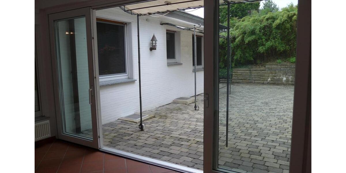 Einfamilienhaus Witten - 8 Zimmer, 250 m&sup2;, 2.000&euro; | Angebot:25392381