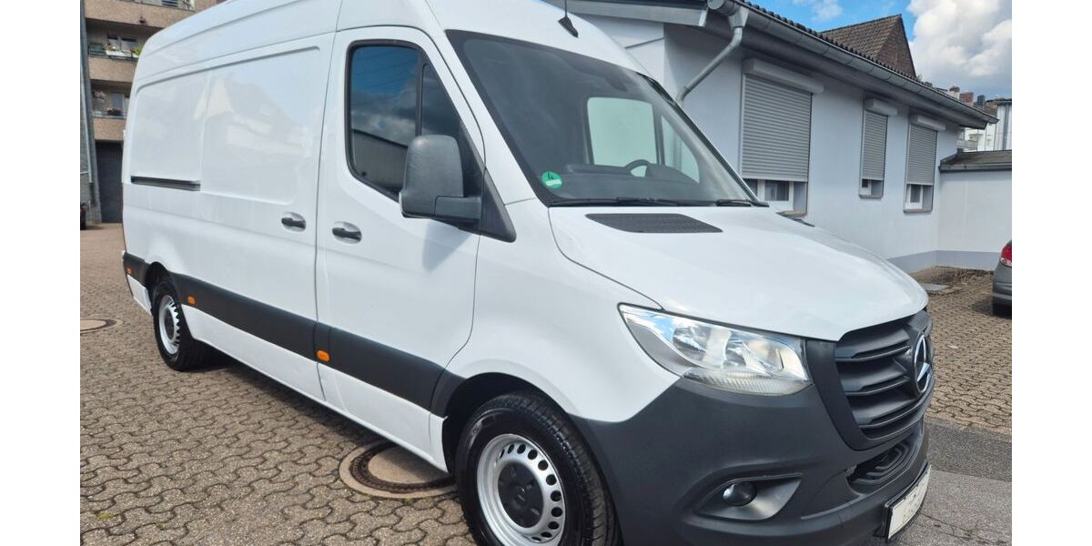 Mercedes-Benz Sprinter 177.000 km 20.990 &euro; Düsseldorf 40591