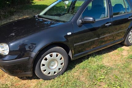 VW Golf 240.000 km 1.450 &euro; Radevormwald 42477