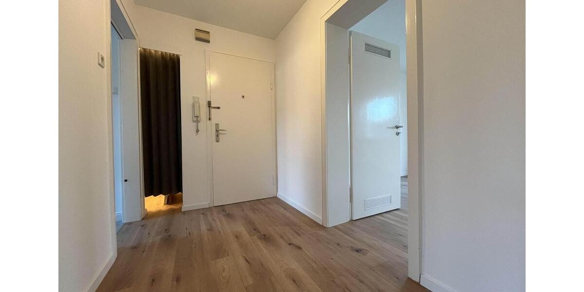 Etagenwohnung Düsseldorf Stadtbezirk 9 - 2 Zimmer, 59 m&sup2;, 1.050&euro; | Angebot:25391530