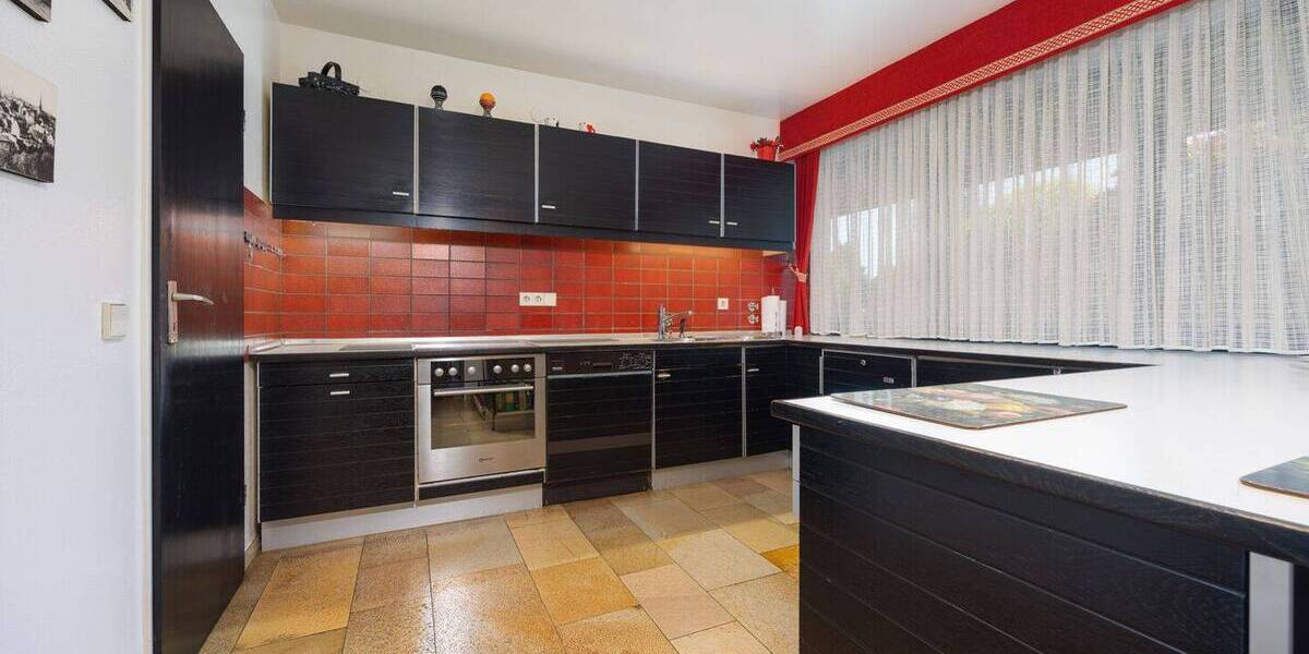 Einfamilienhaus Wuppertal Ronsdorf - 7 Zimmer, 230 m&sup2;, 670.000&euro; | Angebot:26656752