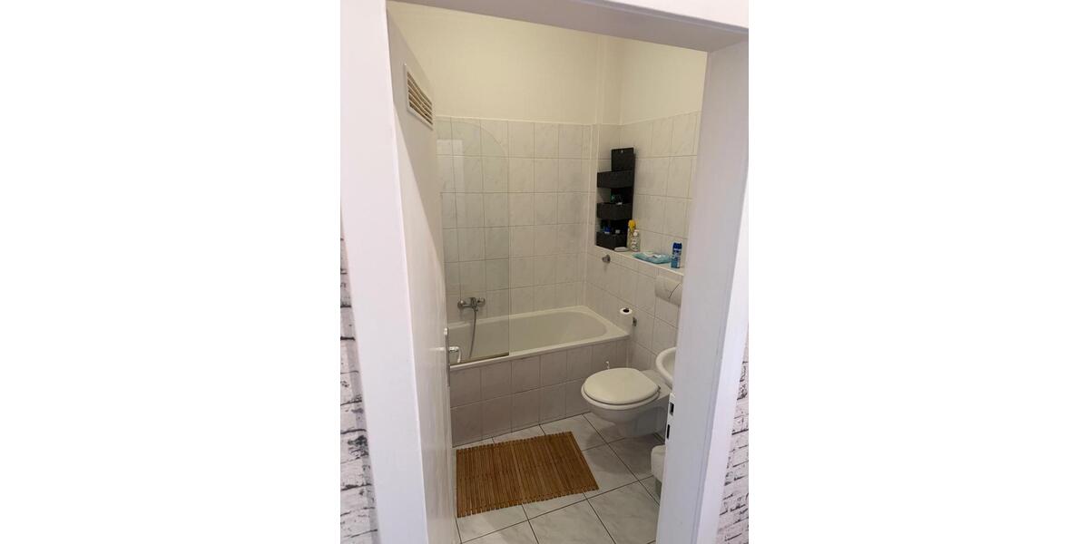 Dachgeschoßwohnung Remscheid - 2 Zimmer, 57 m&sup2;, 390&euro; | Angebot:26611619