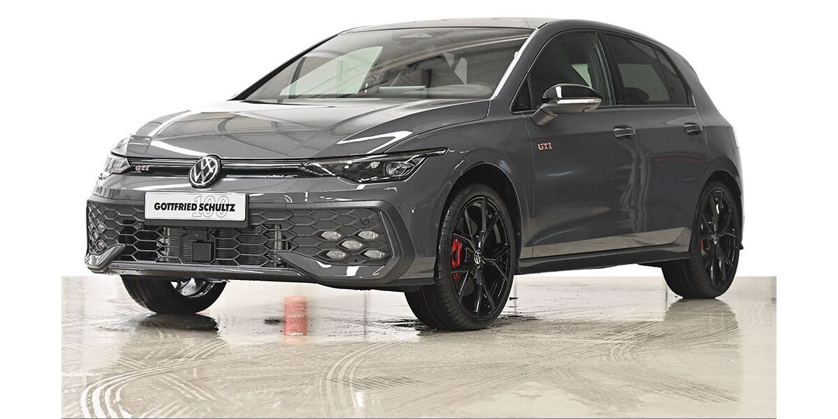 VW Golf 4.990 km 47.980 &euro; Wuppertal 42109