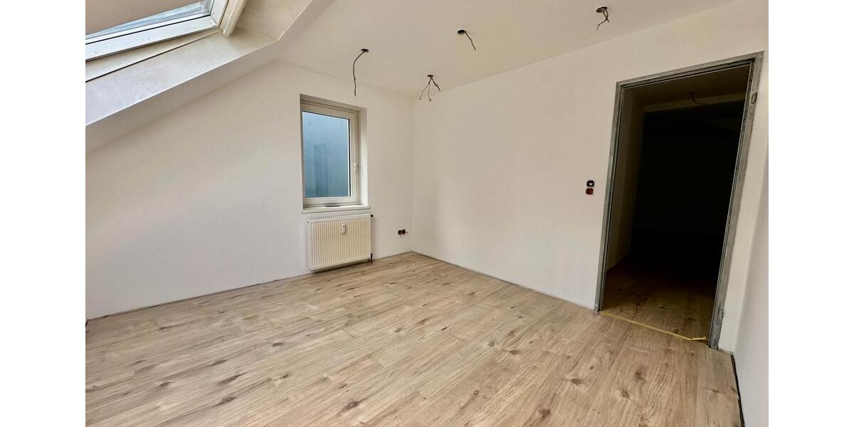 Etagenwohnung Mülheim an der Ruhr Broich - 4.5 Zimmer, 90 m&sup2;, 990&euro; | Angebot:26615955