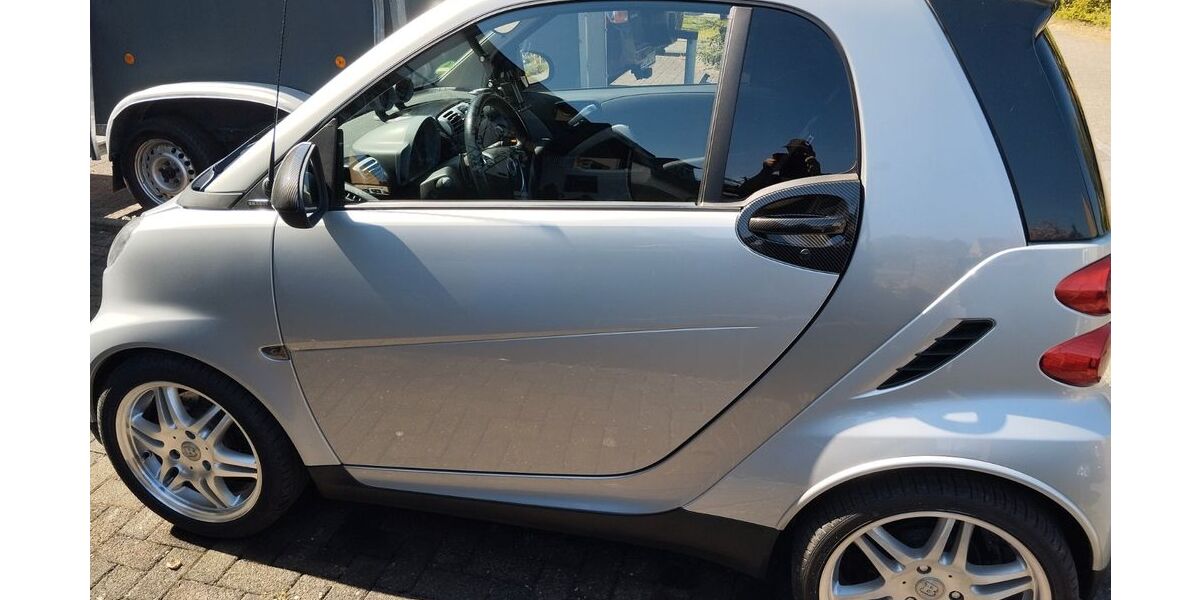 Smart ForTwo 150.200 km 6.700 &euro; Düsseldorf 40597