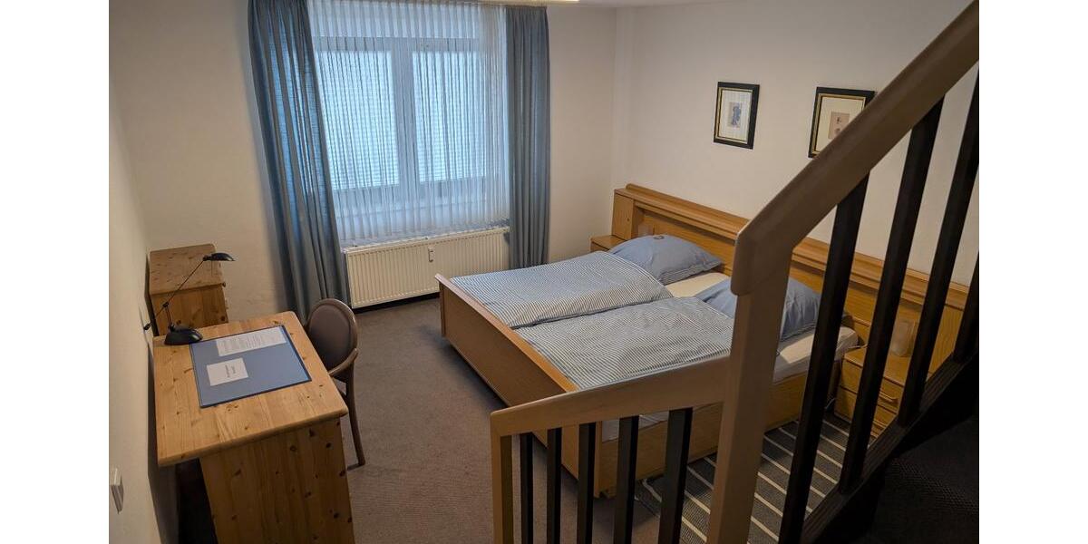 Etagenwohnung Essen Stadtbezirk II - 2 Zimmer, 65 m&sup2;, 649&euro; | Angebot:26531507