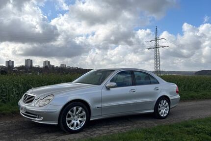 Mercedes-Benz E 320 273.500 km 4.700 &euro; Velbert 42553