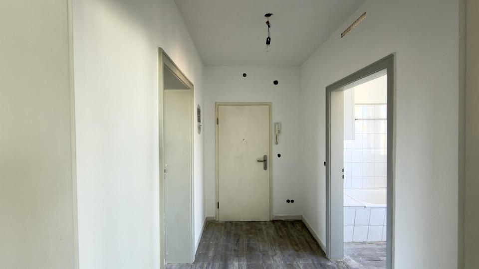 Etagenwohnung Solingen Burg - 2 Zimmer, 55 m&sup2;, 690&euro; | Angebot:26637417
