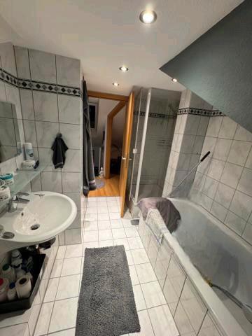Maisonettenwohnung Remscheid Lüttringhausen - 2 Zimmer, 80 m&sup2;, 720&euro; | Angebot:26532649